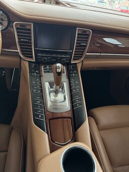 Porsche Panamera 4S – 4.8 V8 - 7