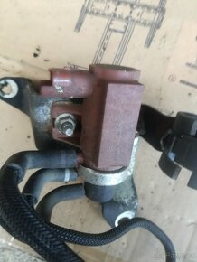Peugeot Citroen 1.6 HDi 80kw 16V - díly motoru 9HZ 9HX - 7