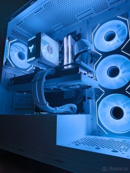 Herní pc - RX 6700 XT, Ryzen 5 5600, 2TB NVMe SSD, 32GB RAM - 7