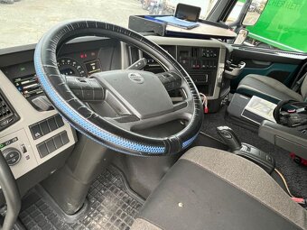 Volvo FM 420 - 6x2–Valník+HR-Palfinger PK 27002-SHE 27t/+Jib - 7