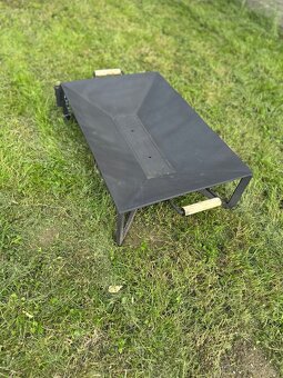 Prodám na zakázku vyrobené ohniště s opékacím roštem - 7