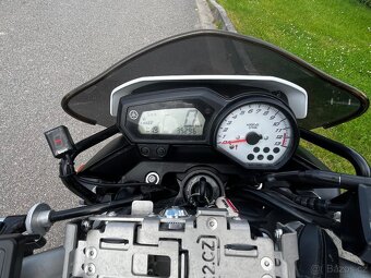 Yamaha FZ8 - 7