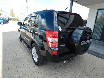 Suzuki Grand Vitara 2,0i benzín 103kw - 7