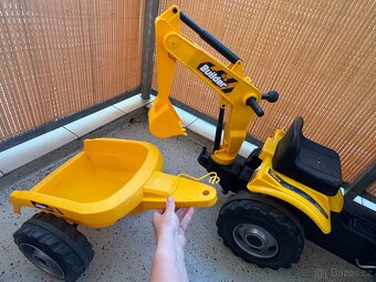 Traktor na šlapání s nakladačem a bagrem Builder - 7