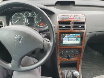 Peugeot 307 1.6i nová stk - 7