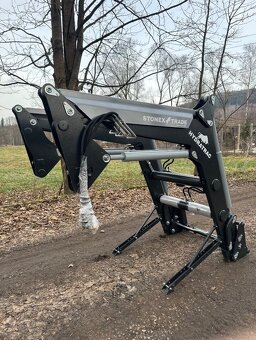 Čelní nakladač na traktor HYDRATRAC 1600 - 7