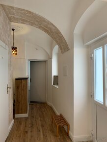 NA PREDAJ Bratislava 2 izb. priestor v centre - 7