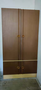 Obývací stěna. Délka modulových dílů 2x 100cm + 2x 86cm - 7