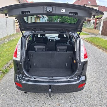Mazda 5. 2,0 benzín s automatickou převodovkou. - 7