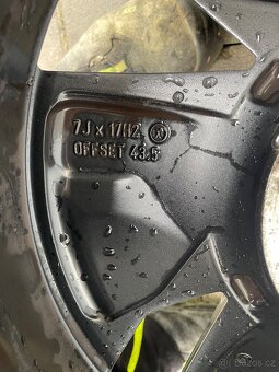Prodám kola 215 65 r17 5x114 - 7