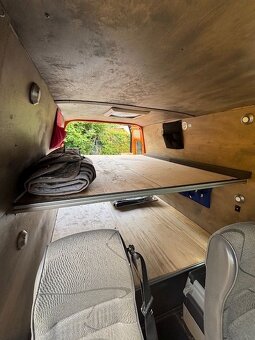 Renault Master dCi150 obytný vůz – 6 míst jízda i spaní - 7