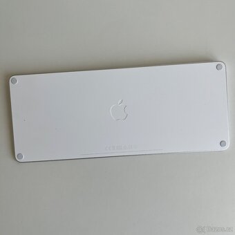 Apple Magic Keyboard model A2450 - 7