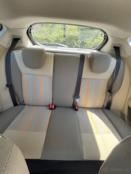 Ford Fiesta AB Hatchback - 7