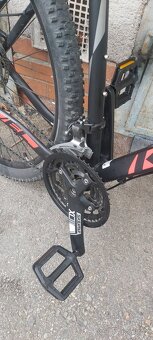 Horske kolo Kross vel. rámu L , Kola 29, Shimano Alivio - 7