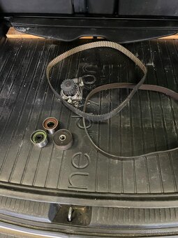 Mazda 5 - 2.0D 105kW, 7Míst - 7