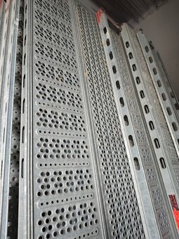 Lešení originál Layher Blitz 73 - zánovní stav - 7