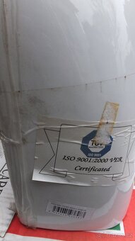 UMYVADLO a skřínka na špinavé prádlo a pod. - 7