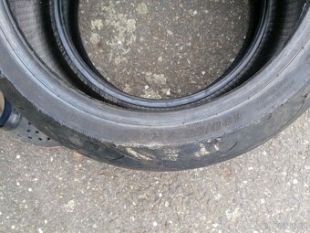 Prodám gumy na dojetí, silnice 180/55 ac190/55 R17 - 7