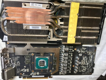 GTX 1070 Asus Rog Strix O8G Gaming - 7