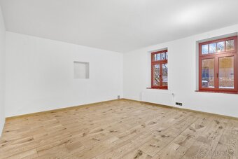 Prodej bytu 2+kk, 53m² s předzahrádkou - 7