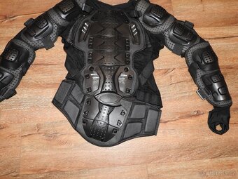 Chráničovové brnění krunýř Nový - 7