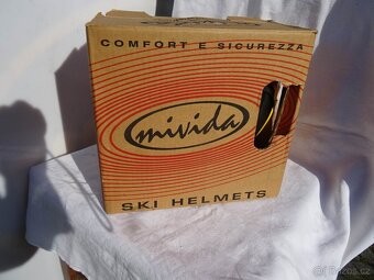 Dětská lyžařská přilba , velikost 48. - 7