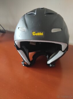 Lyžařská helma UVEX a REUSCH - 7