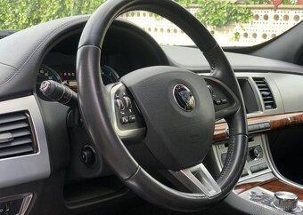 Jaguar XF 2.2D AUTOMAT KŮŽE KAMERA NAVI automat 120 kw - 7
