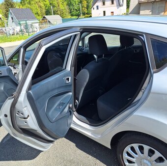 Ford Fiesta 1242 cm, 60 kw, 2012 benzím - 7