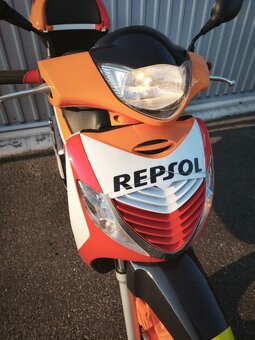 Honda SH 125i REPSOL (2007) VÝPRODEJ - 7
