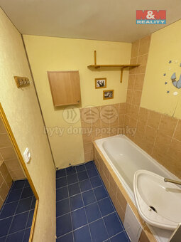 Prodej bytu 2+1, 59 m², Louny, ul. 17. listopadu - 7