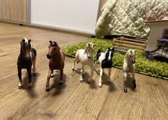 schleich stáj - 7