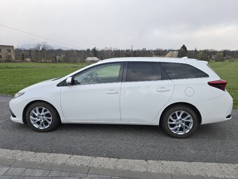 Toyota Auris 1.4 d-4d 2016 fcl Dph - 7