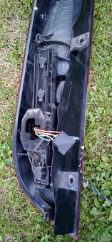 Přední a zadní světla Mercedes Vaneo W414 - 7