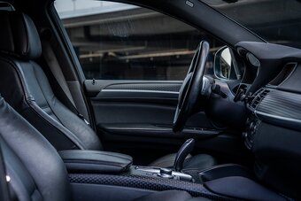 BMW X6 xDrive 50i 4.4 V8 300kW - 7