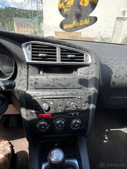 C4 (B7) 1,4 VTi, najeto 107320km, r.v. 3/2014 - 7