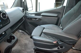 Mercedes-Benz Sprinter 319 Camper Family - 7