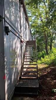 Sestava 18 kontejnerů - 7