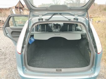 Ford Focus II Combi 1,6 - 7