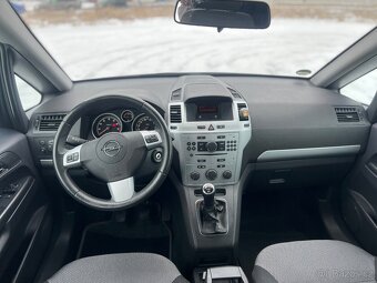 Opel Zafira 1.8i 2012 7 míst - 7