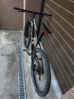 Prodám Scott Scale  karbon vel.L - 7