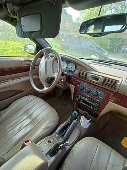 Chrysler Sebring 2,7i cabrio - 7