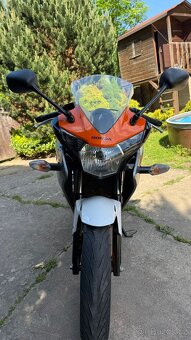 Honda CBR 125R - 7