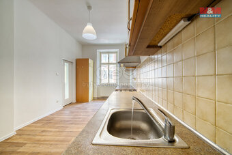 Prodej bytu 3+1, 117 m², Plzeň, ul. Kardinála Berana - 7