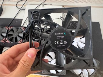 Vodní chlazení - ventilátory, pumpa, fitinky - 7