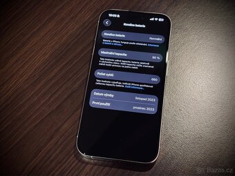 iPhone 15 Pro 256gb White + 8x obal + 2x sklo - 7