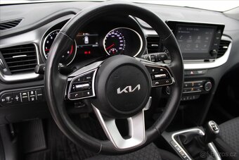 Kia Ceed 1.5 T-GDI 117kW SPIN 1.MAJ. ČR (2023) - 7