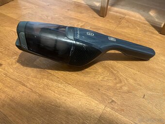 AKU tyčový vysavač Elektrolux - 7