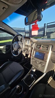 Mercedes B180 - 7