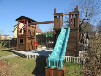 věže-hřiště-houpačky - 7
